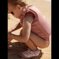 Sanjia Badesko med Flæsedetalje